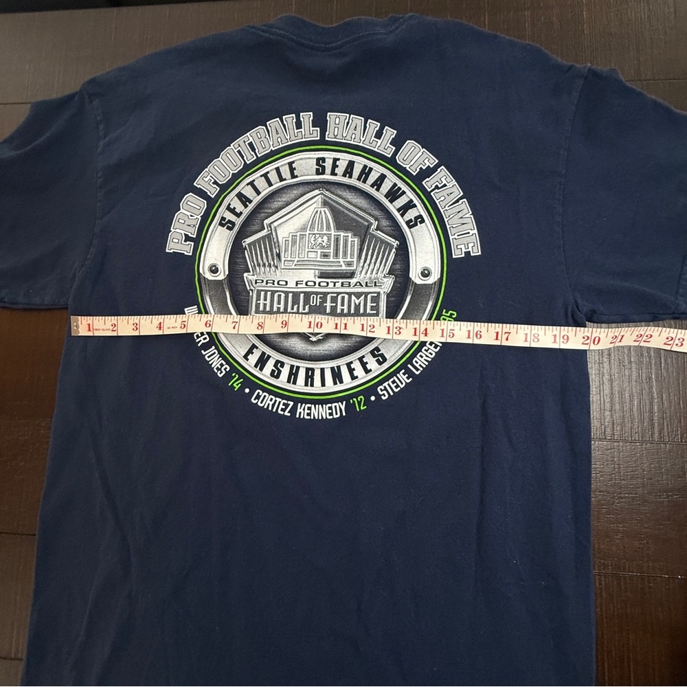 Seattle Seahawks Pro Football Hall of Fame Legends Navy Tee Shirt Super Bowl L - Picture 5 of 6